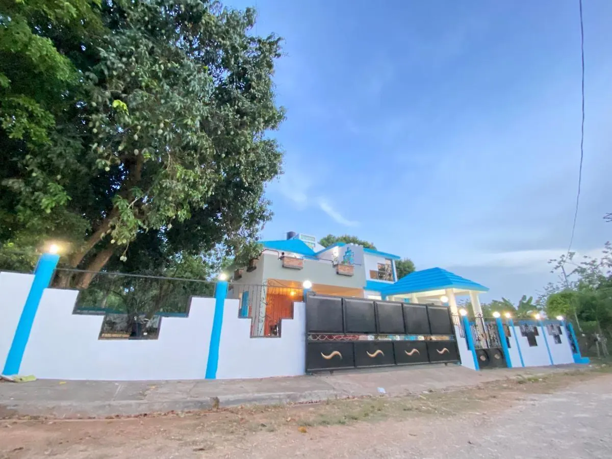 Casa Power A Solo Minutos De La Laguna Gri-Gri Y De Playas Río San Juan 0*,